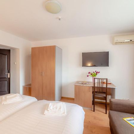 Pension Cluj Luaran gambar