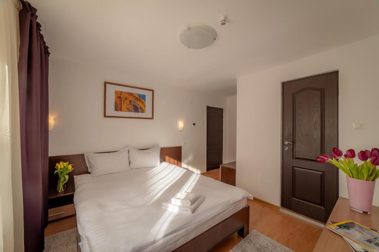 Pension Cluj Luaran gambar