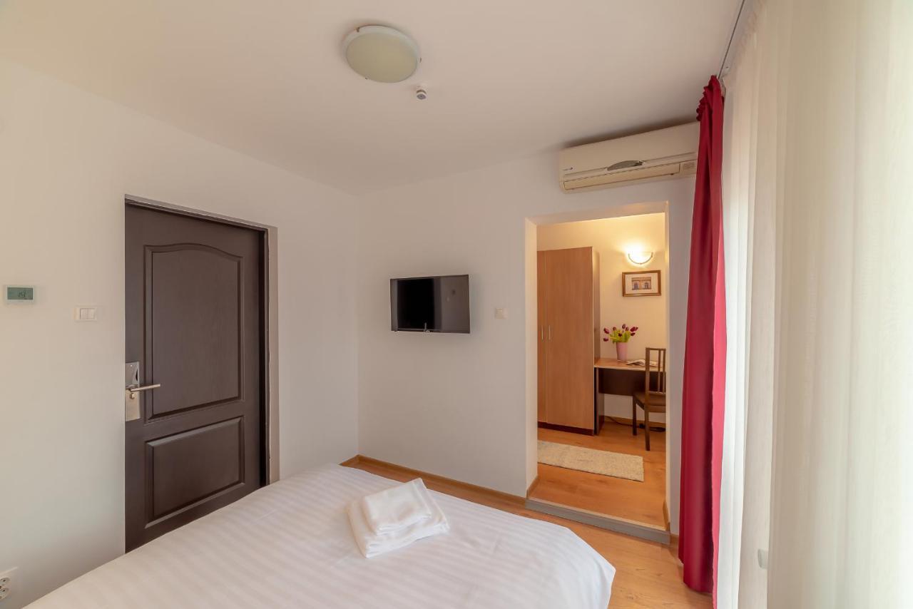 Pension Cluj Luaran gambar