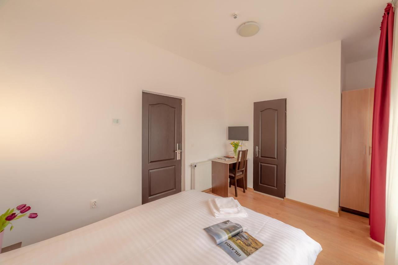 Pension Cluj Luaran gambar